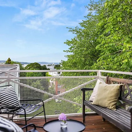 Exclusive Penthouse With Terrace Lägenhet